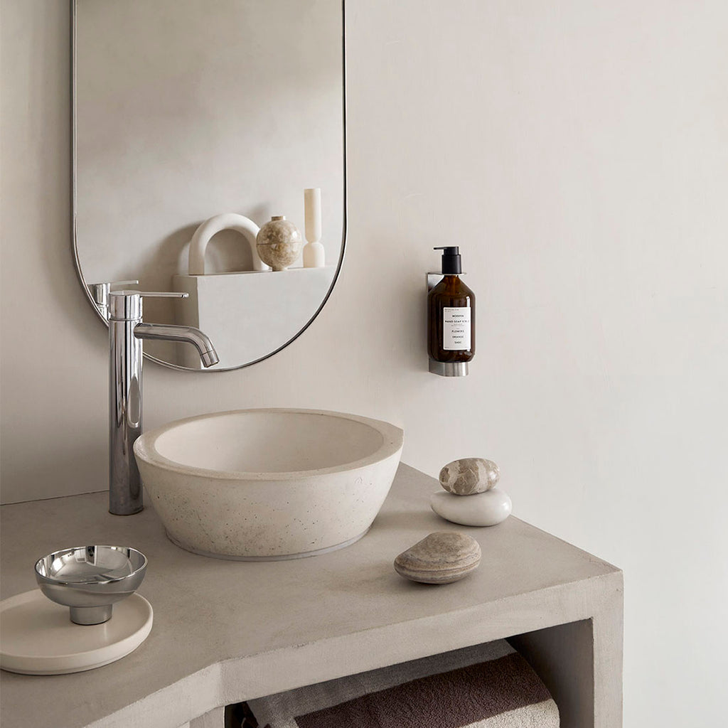 Dowel Bottle Display | Håndsæbe